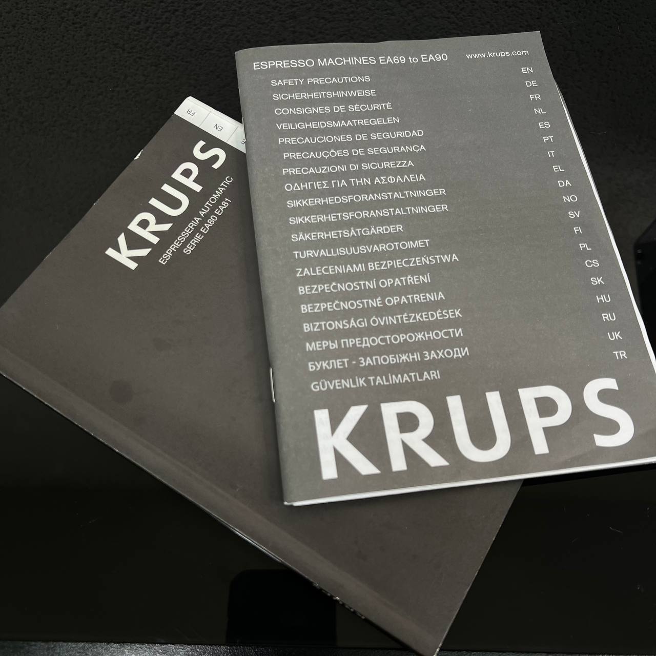 Кофемашина автоматическая Krups ARABICA EA811810